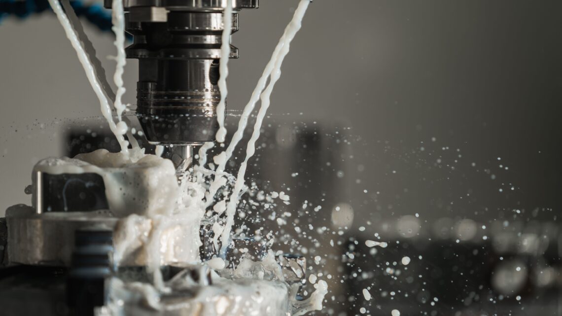Jak nowoczesne technologie CNC wspierają produkcję części do maszyn rolniczych – Przykład frezowania we Wrocławiu